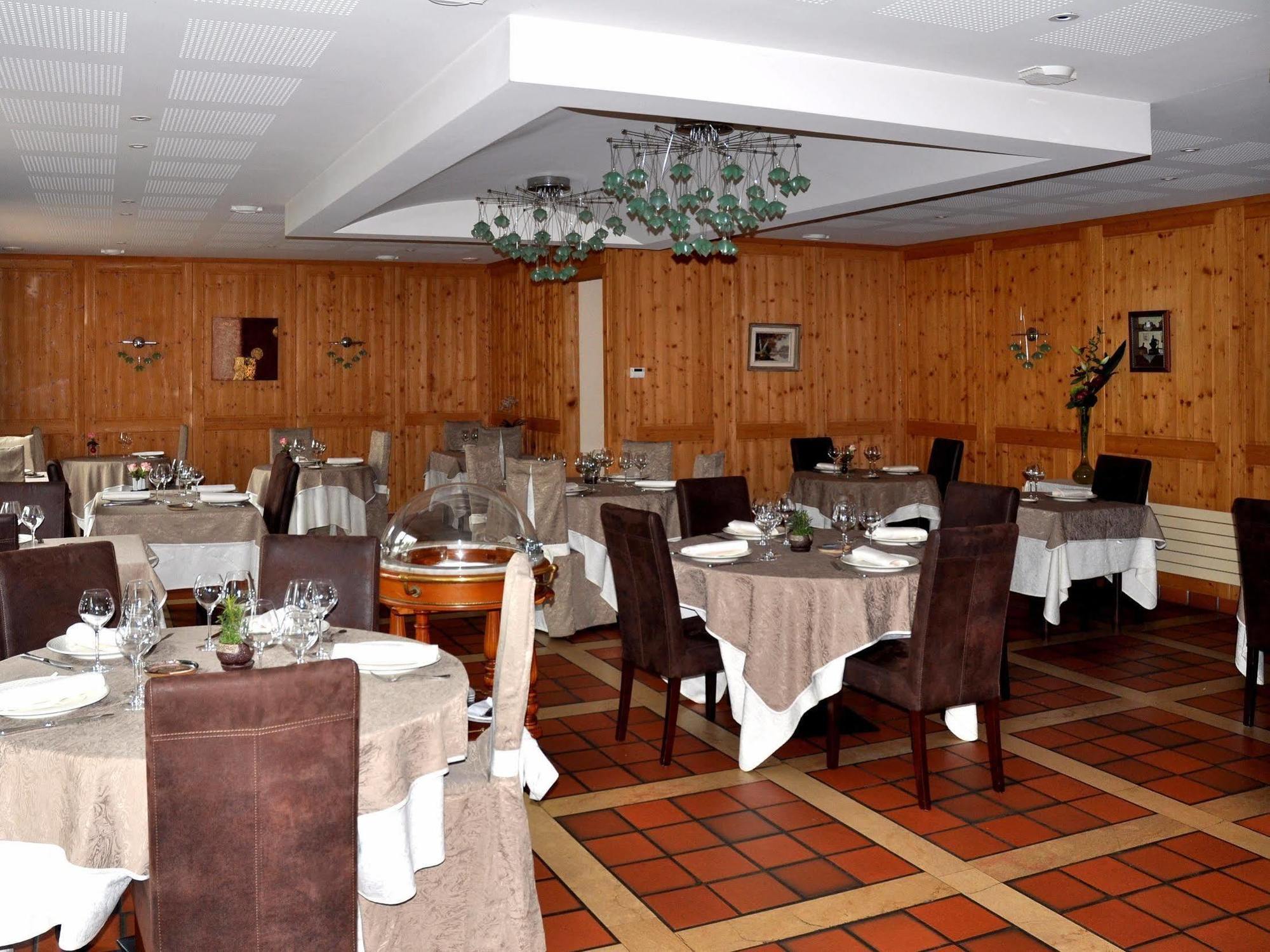 Relais De L'Abbaye Hotel Charlieu Eksteriør billede